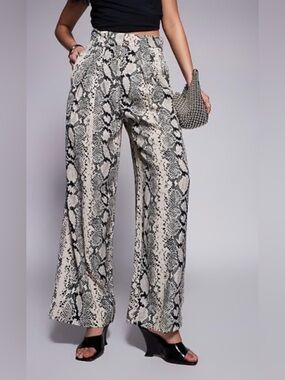 ANTHROPOLOGIE MOON RIVER PANTS